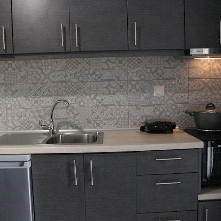 Sea Breeze Apartment Палайон-Ціфікіон Екстер'єр фото